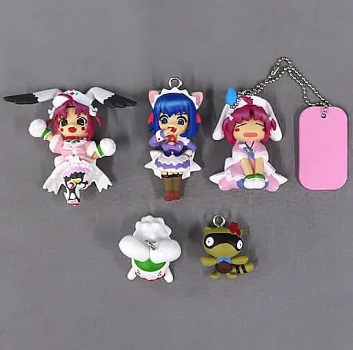 Nurse Witch Komugi-chan Magikarte - DVD Limited Edition Bundle Set — Komugi Nakahara and assorted mascot characters figure, Nurse Witch Komugi-chan Magikarte — photo 1